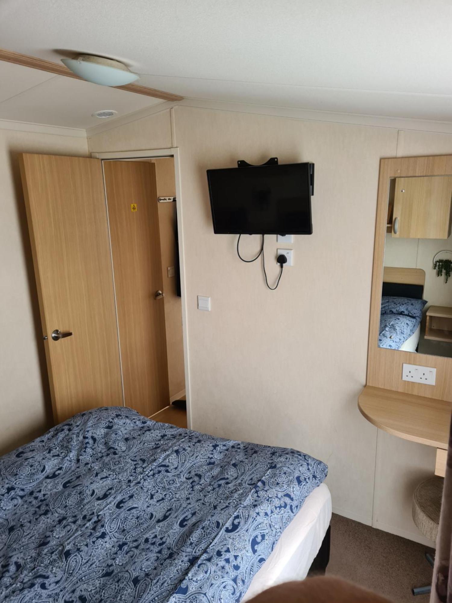127Cs Hoburne Naish Holiday Park Highcliffe Dış mekan fotoğraf